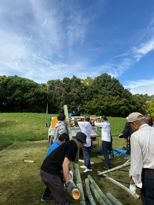 令和七年（2025年）10月11日の岸和田とんぼ池公園での竹切り３